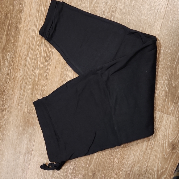 Black Satin-Trim Long-Sleeve Henley & Drawstring Joggers - Picture 4 of 5